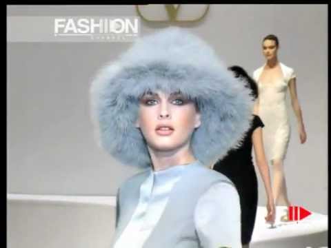 "Valentino" Autumn Winter 1996 1997 Paris 6 of 9 pret a porter woman by FashionChannel