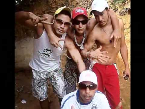 MC TRIZ - UMA GRANDE FAMILIA..mp3.mp4