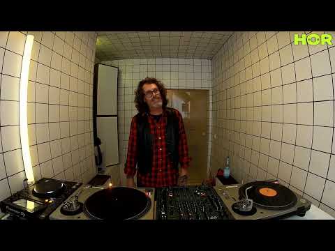 TTT - Andrea Barbieri (Tamburi Neri) / February 22 / 4pm-5pm