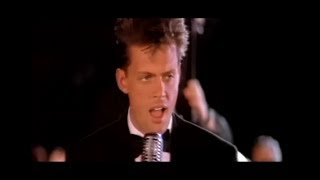 Luis Miguel - &quot;Contigo En La Distancia&quot; (Video Oficial)