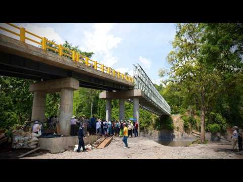 Director Carrillo verifica la operación de puente de la UNGRD que conecta 4 municipios en Santander