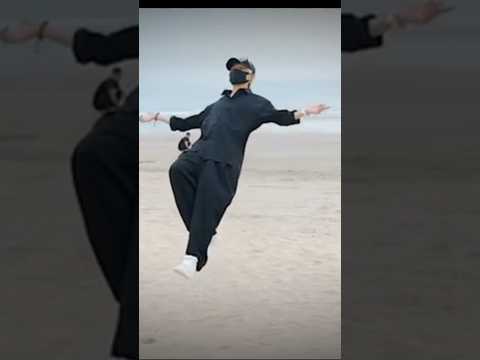 [ GOJO IRL FLYING 🥶] IN REAL LIFE #jujutsukaisen #anime