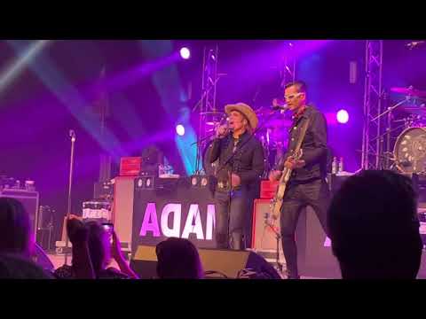 Viva la rock 3:10 secs Adam Ant live in Sheffield 2022