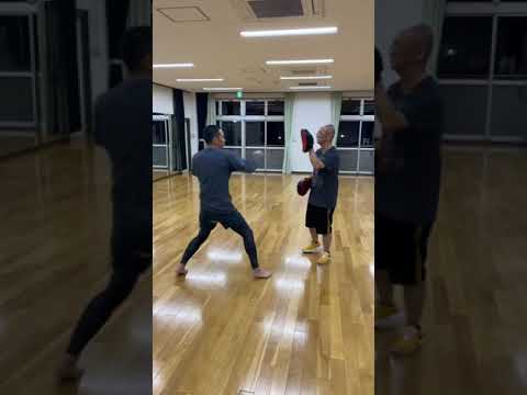 2021.11.1 【ジークンドー】フェイント　リアクロス　スイングフック　稽古　jeetkunedo   feint  rear cross   swing hook  training