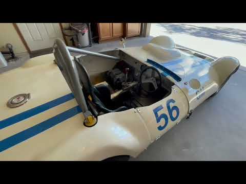 Elva Mk V–Style Race Car