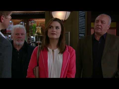 137 Rebecca & Chrissie White (30th May 2017 - Part 1) Chrissie Only