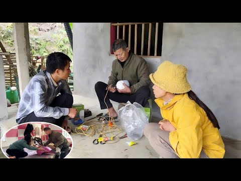 Hoa's mother caused trouble. Tu was preparing to connect the electricity to the house.