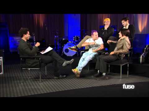 download lagu mp3 mp4 Anthony Kiedis And Flea, download lagu Anthony Kiedis And Flea gratis, unduh video klip Anthony Kiedis And Flea