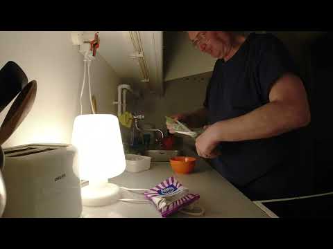 MongoTV_11736 - Del 2 - SPISER SKÅL SLIK SENT ONSDAG AFTEN