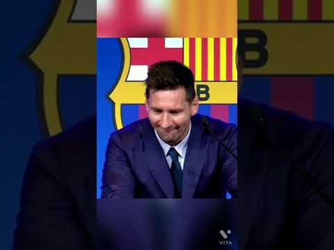 Lionel Messi crying goodbye to Barcelona. 😥😥 #lionelmessi #barcelona #ytshorts #football