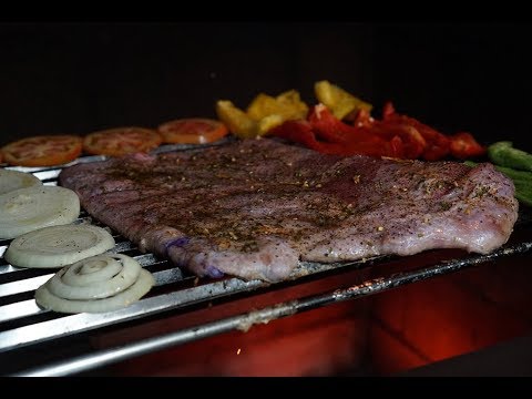 Neto Leal, O Churrasqueiro, ensina como fazer um Matambre a la Pizza