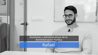 Rafael se prepara las oposiciones de Administración Pública en Master.D Mallorca Rafael se prepara las oposiciones de Administración Pública en Master.D Mallorca