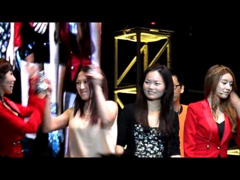 120918 Boram dance with fan