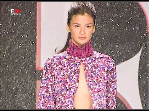 ICEBERG Fall 2000 Milan - Fashion Channel