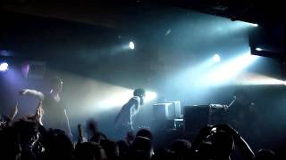 Atari Teenage Riot feat. Saul Williams : Coded Language / African Student Movement (Paris, 2010)