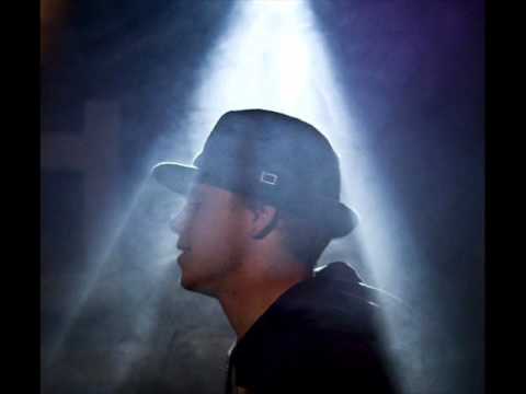 Hugmyndaraunir - Emmsjé Gauti (Rímnaflæði 2003)