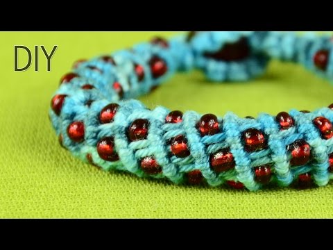 Snaky Macramé Necklace Tutorial