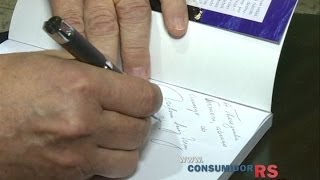 Noite de autógrafos do livro "Última Chamada", do médico Nilson Luiz May