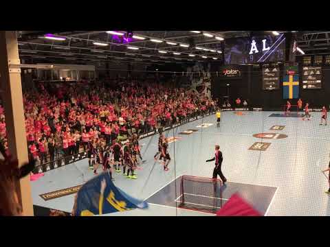 IBF Falun Supporters singing