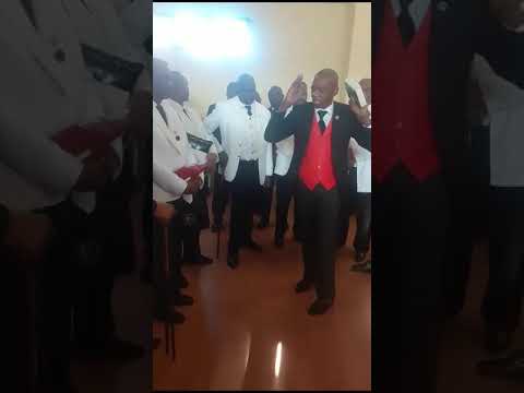 Bawo Mkhosi - Ingxelo yesixeko