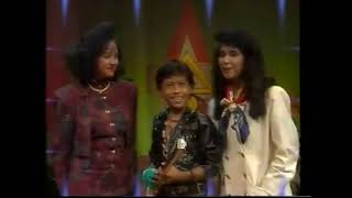 Download lagu Wawancara eksklusif Abiem Ngesti sebelum tampil membawakan lagu Pangeran Dangdut (TVRI) mp3 Download lagu Wawancara eksklusif Abiem Ngesti sebelum tampil membawakan lagu Pangeran Dangdut (TVRI) mp3