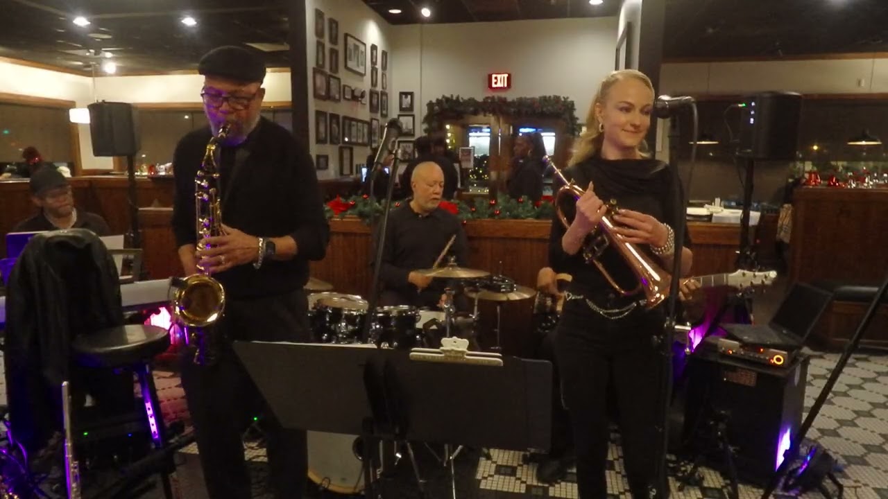 Promotional video thumbnail 2 for DWQ Jazz Band