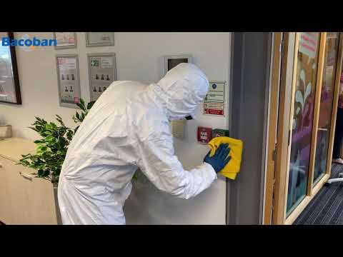 Desinfektion mit Bacoban im Büro