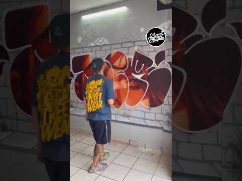 INSANE THROWIE FILLING 😮 #graffiti #graffitiart #shorts