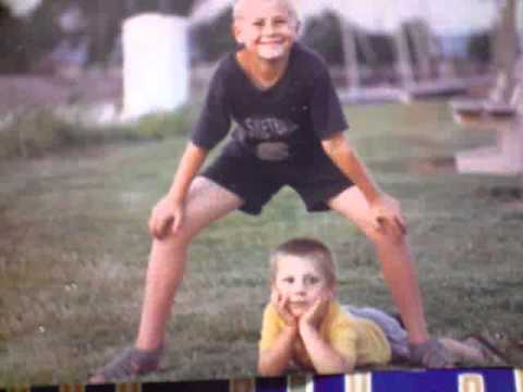 DERNIER HOMMAGE A UN ANGE.wmv