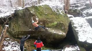 Video thumbnail of Close by Overflow, 8B. Bahratal