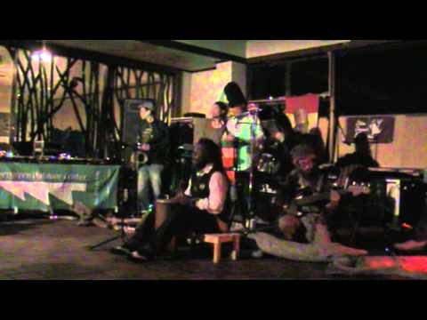 Ras Kanto + Dave Macnuff & Oiso Rockers @Roots Cafe 2015 12 July