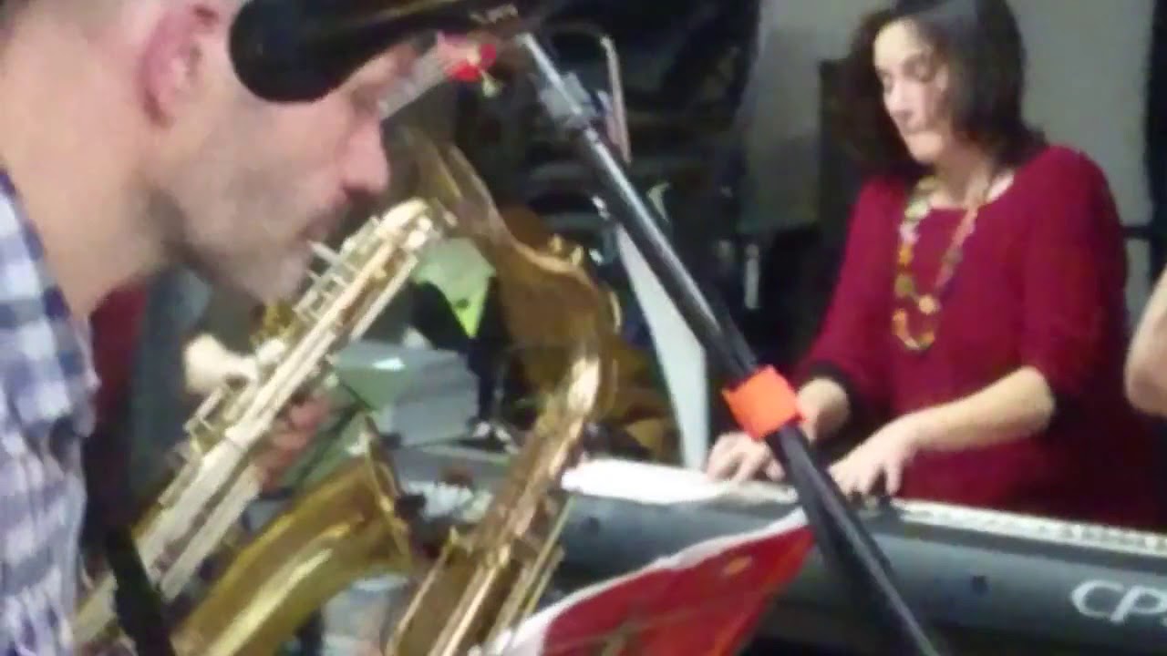 HAKA CHIC  La chasse au Dahu live, 10 Mars 2017