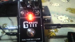 Video thumbnail for Spaceman Gemini III dual fuzz generator by elswan64