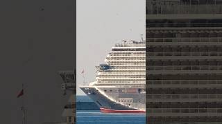 Queen Anne #cunard #queenanne #cadiz #cruiseship #ship #buque #travel #cadizport #turismo