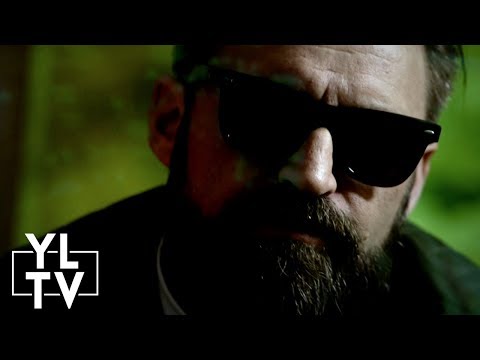 Jokeren Feat. Den Syngende Tatovør - "Logikken I Vores Vanvid" [OFFISIELL MUSIKKVIDEO]: YLTV