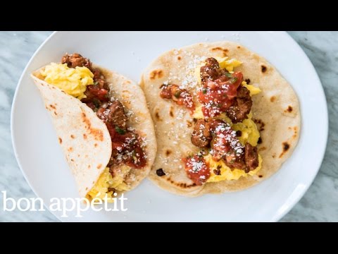 How to Make Egg and Sausage Breakfast Tacos