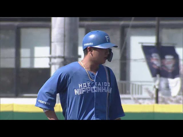 【ファーム】ファイターズ・佐藤龍世 自身の原点の地で勝ち越しのタイムリー2ベースヒット!! 2022年4月6日 埼玉西武ライオンズ 対 北海道日本ハムファイターズ