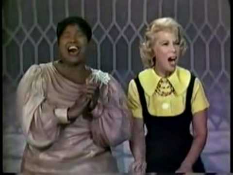 Mahalia Jackson  & Dinah Shore - Study War No More