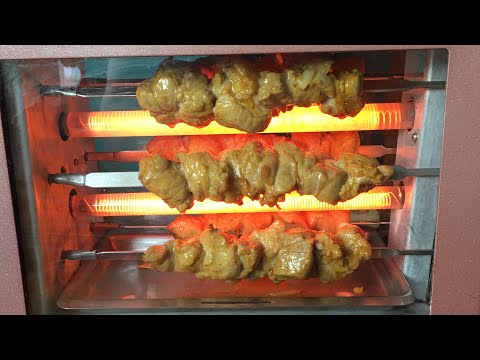 Шашлыки в старой Советской электрошашлычнице. С праздником всех! Шашлык не выходя из дома