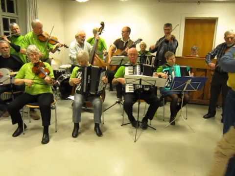 "Optimisterne" spiller "Sjutti Johan"