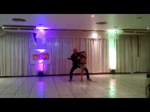 Flávio CSZouker e Carolina Dias - Lemme See