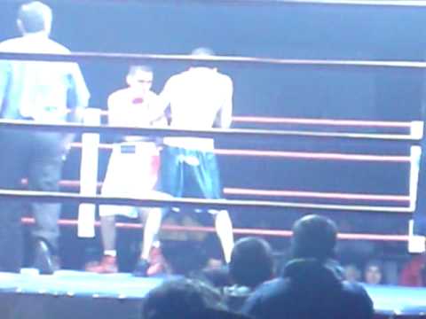 Boxeo Chileno Oscar La Maquina Bravo round 4