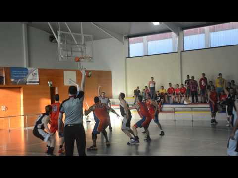 Play Out copa Catalunya UBSA 85 - Sant Pere 67 Costa assisteix pel triple de Fernandez