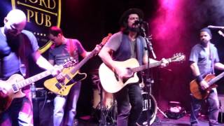 SINGLES | Plays Pearl Jam - Better Days (Eddie Vedder)