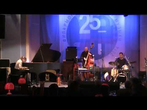 Irina Margolina Trio - "Ojos de rojo" (Cedar Walton)