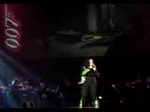 Vue Sur Bond: Goldeneye