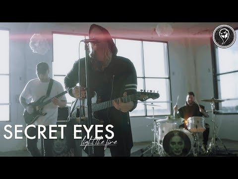 download lagu mp3 mp4 Secret Eyes Outro, download lagu Secret Eyes Outro gratis, unduh video klip Secret Eyes Outro