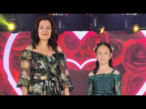 Adriana Spunei & Valeria Popuşoi - Doar iubirea