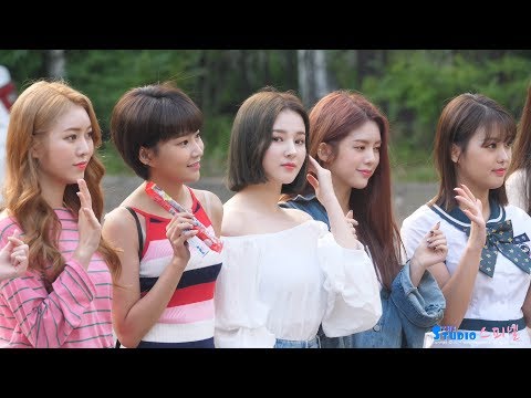 180720 모모랜드 MOMOLAND 뮤직뱅크 출근길 4K 60P 직캠 by Spinel