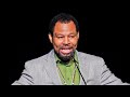 SHANE MOSLEY THANKS FATHER JACK & FAMILY FOR SACRIFICES IN CAREER DURING HALL OF FAME SPEECH